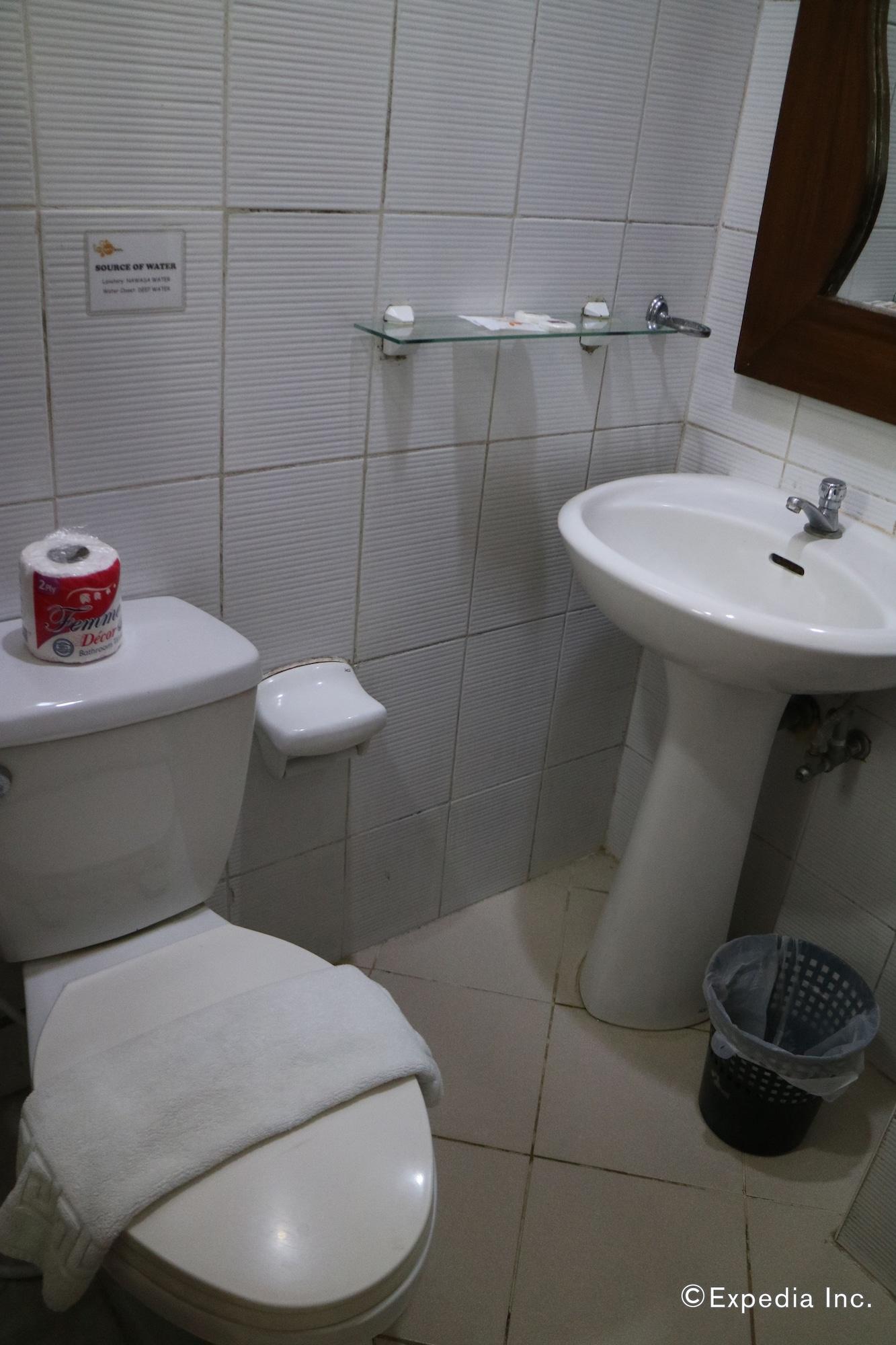 Urban Inn Iloilo Buitenkant foto