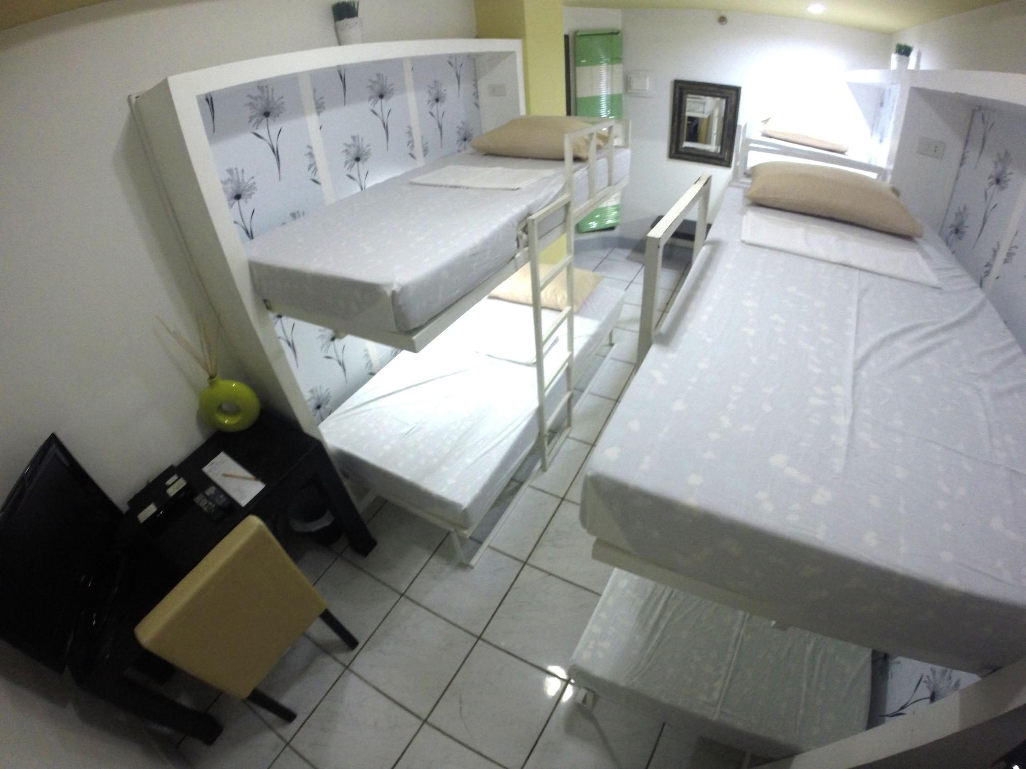 Urban Inn Iloilo Buitenkant foto