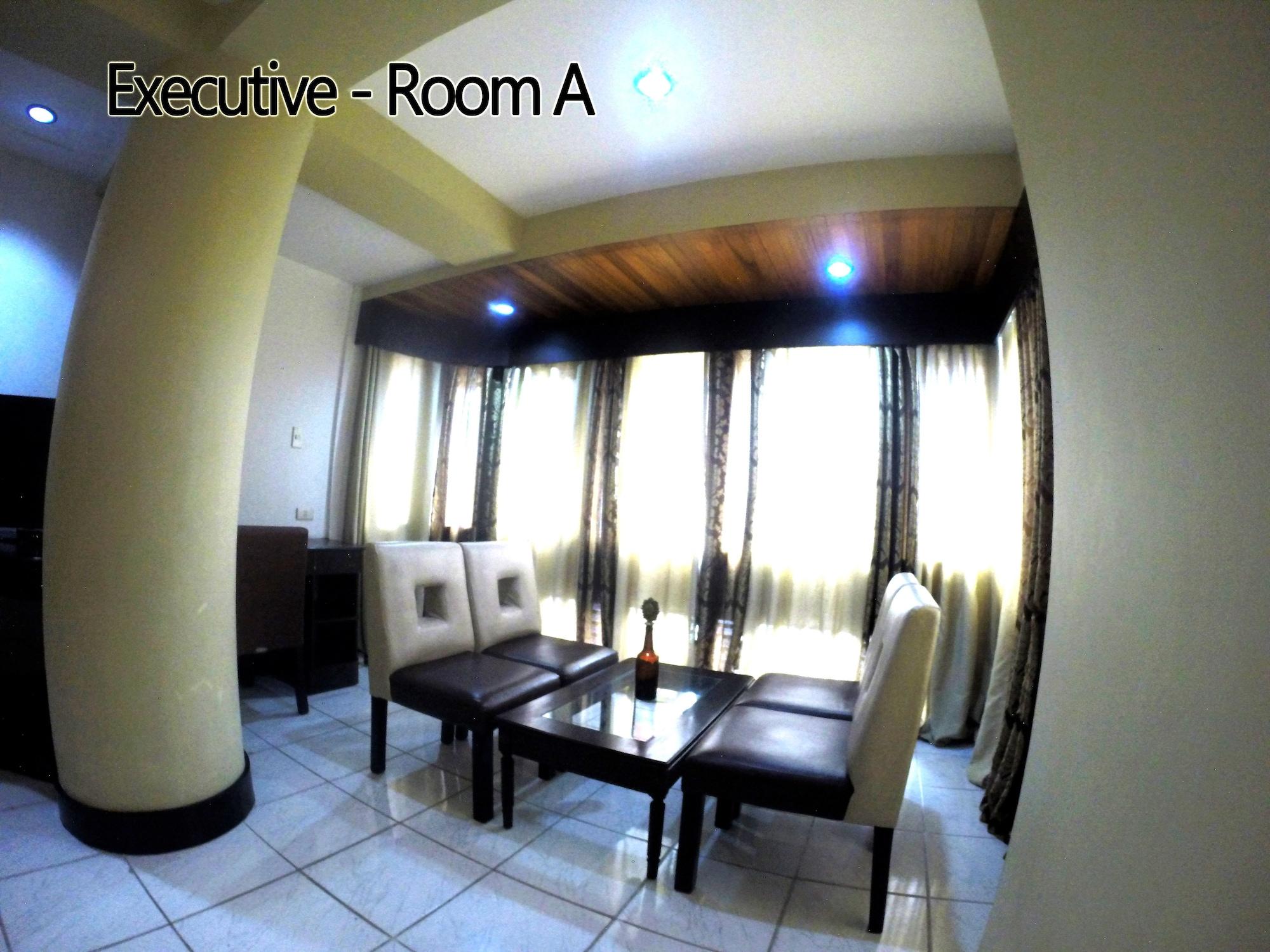 Urban Inn Iloilo Buitenkant foto